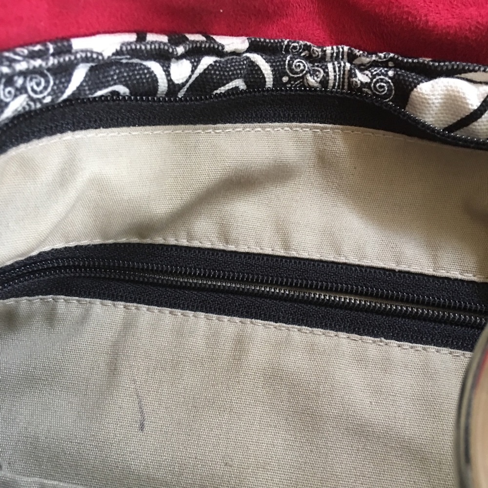 Lisa Lill Studio Purse - Picture 3 of 4